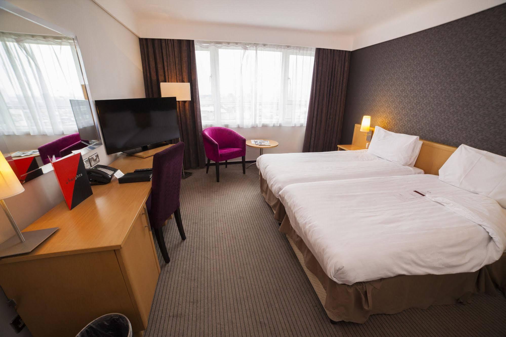 Treehouse Hotel Лондон Екстериор снимка