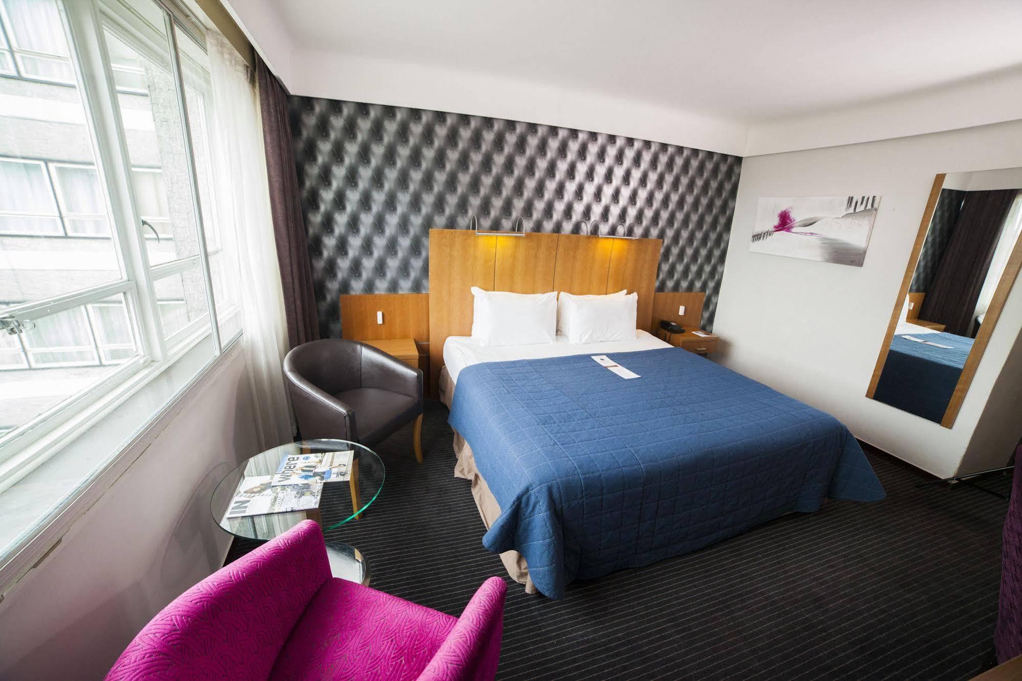 Treehouse Hotel Лондон Екстериор снимка