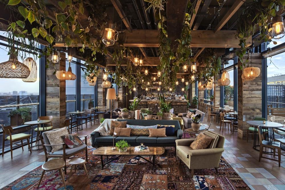 Treehouse Hotel Лондон Екстериор снимка