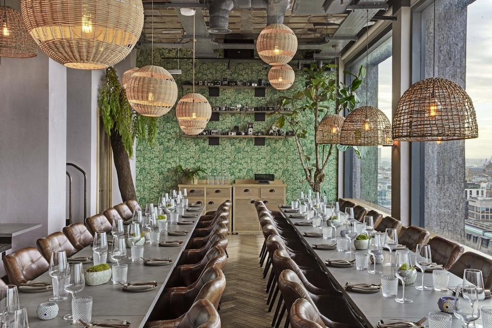 Treehouse Hotel Лондон Екстериор снимка