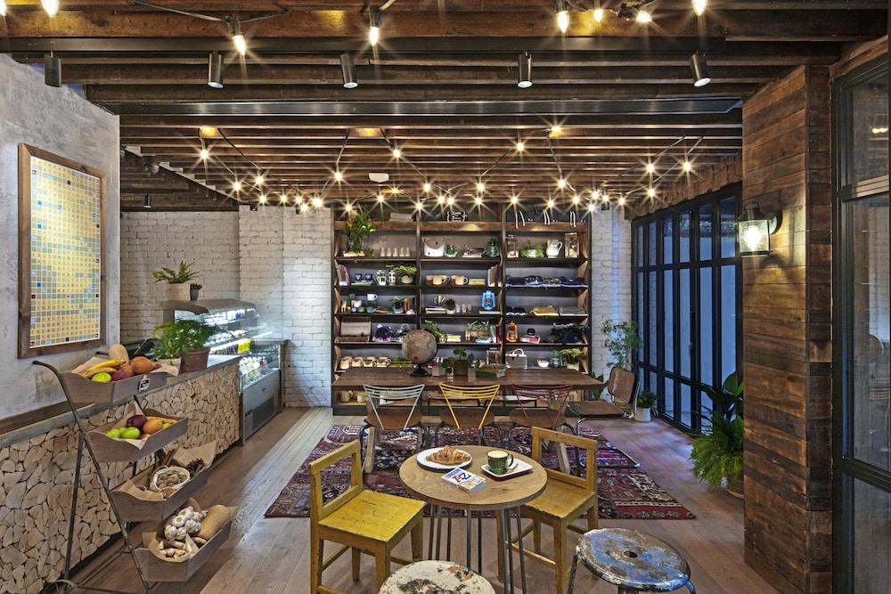 Treehouse Hotel Лондон Екстериор снимка