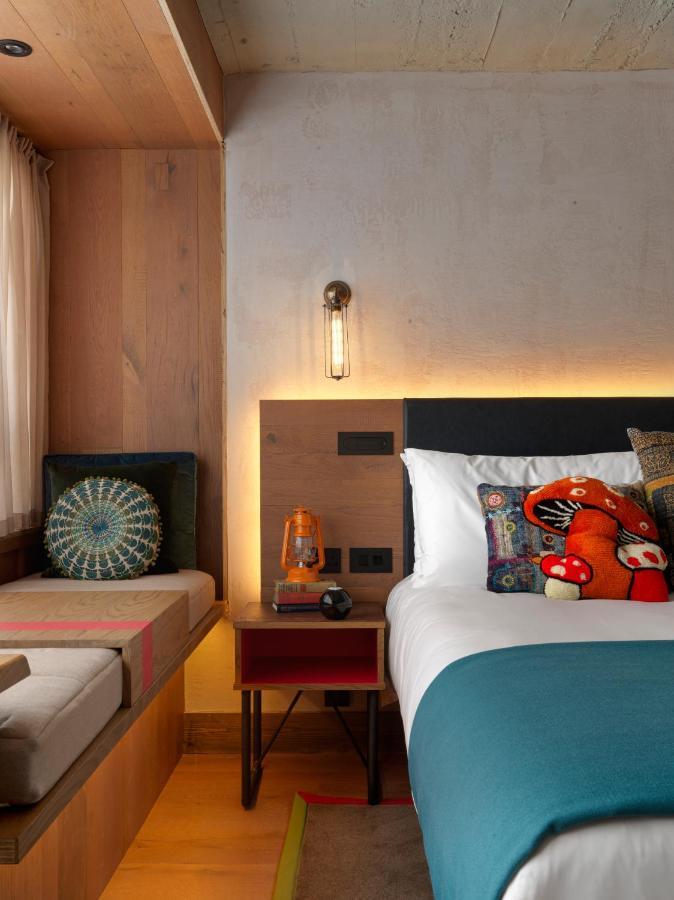 Treehouse Hotel Лондон Екстериор снимка